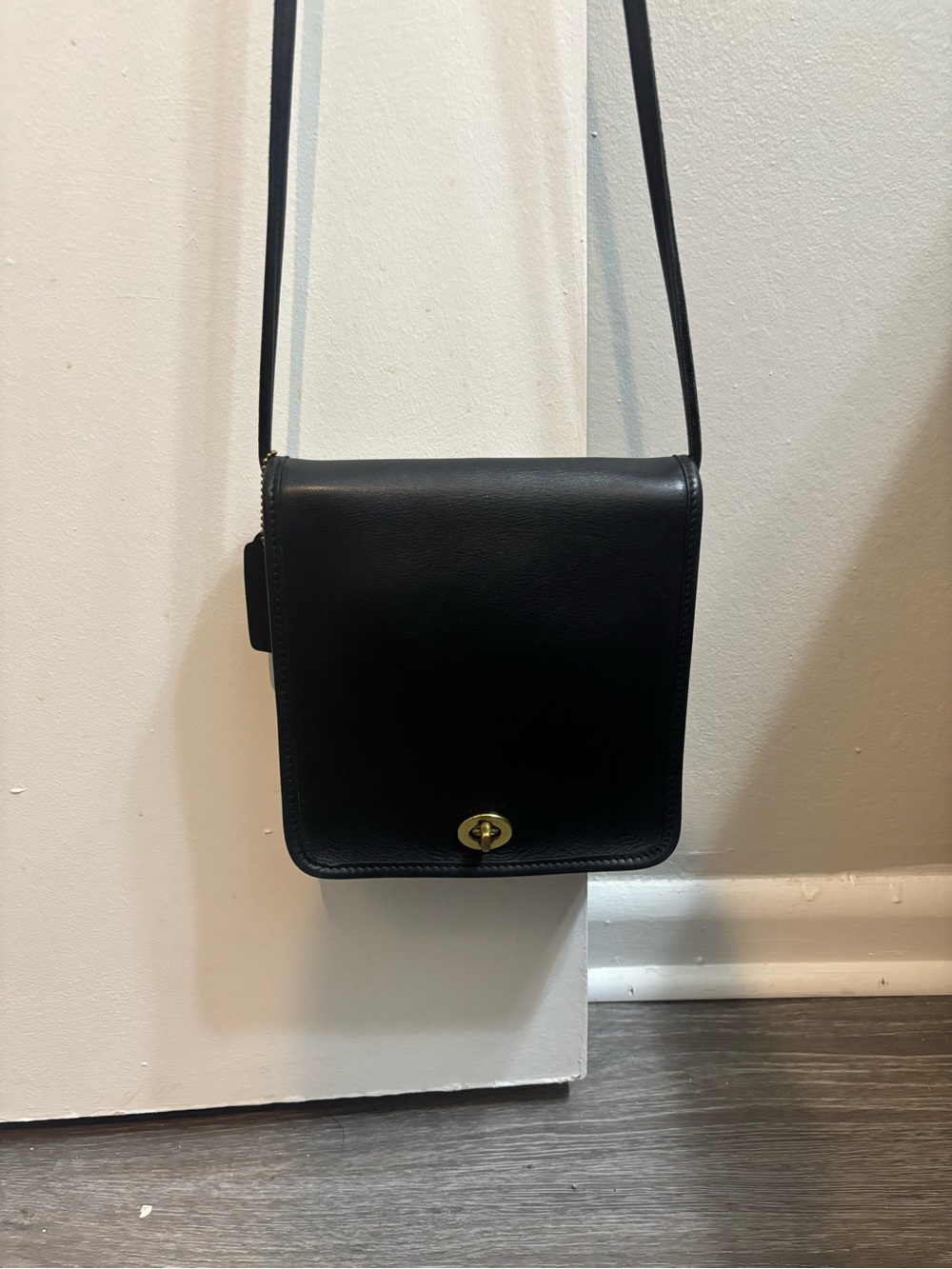 Coach Black Leather Crossbody with Gold Turnlock - Picture 4 of 5